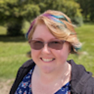 Meet your Posher, Leslie